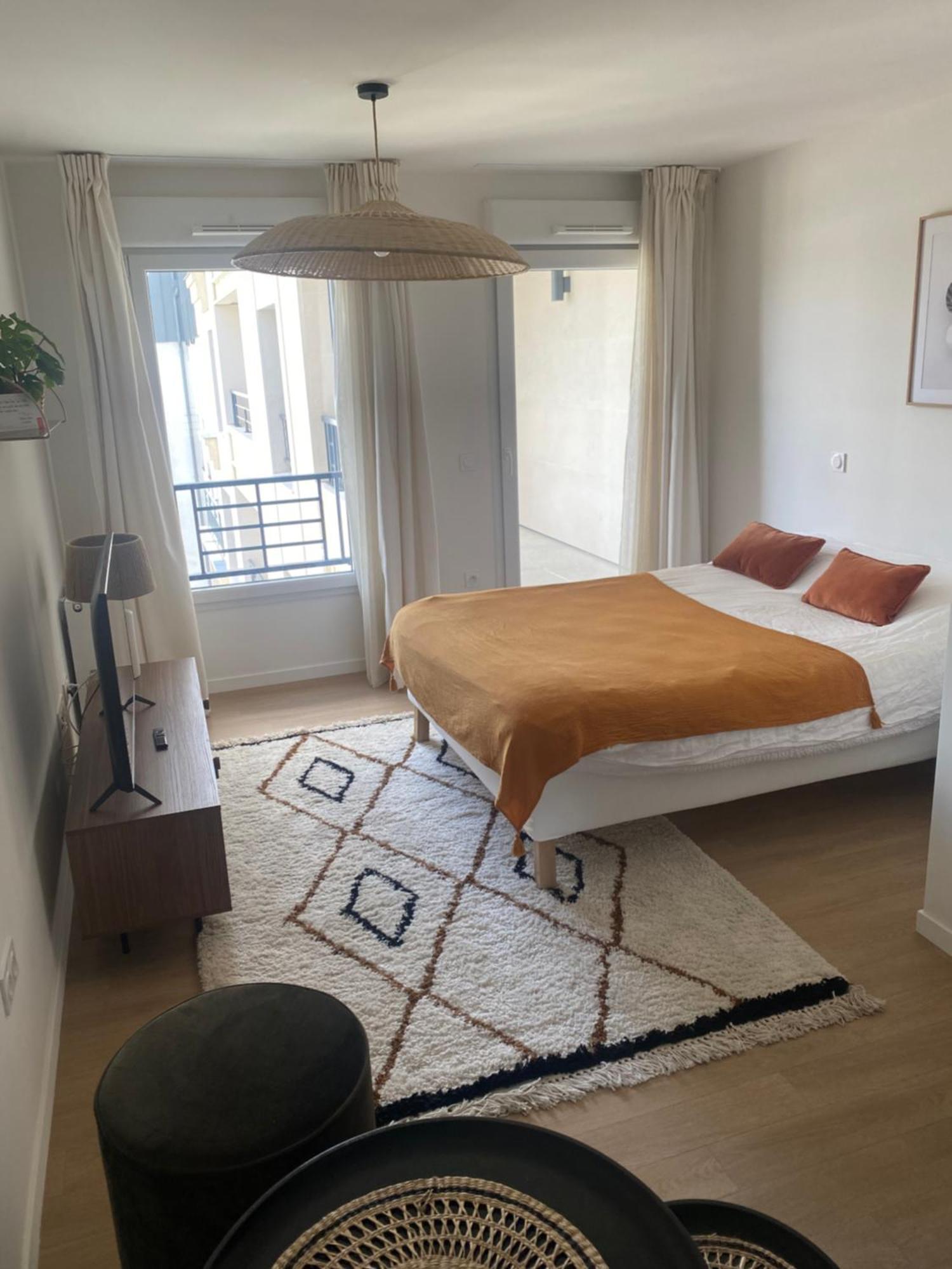 Cazam Paris Saint Ouen Aparthotel ภายนอก รูปภาพ