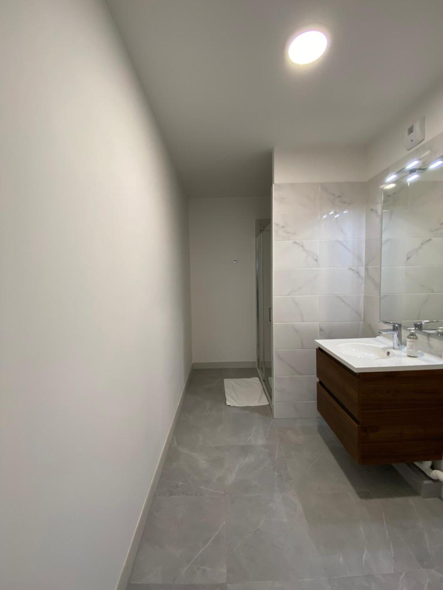 Cazam Paris Saint Ouen Aparthotel ภายนอก รูปภาพ