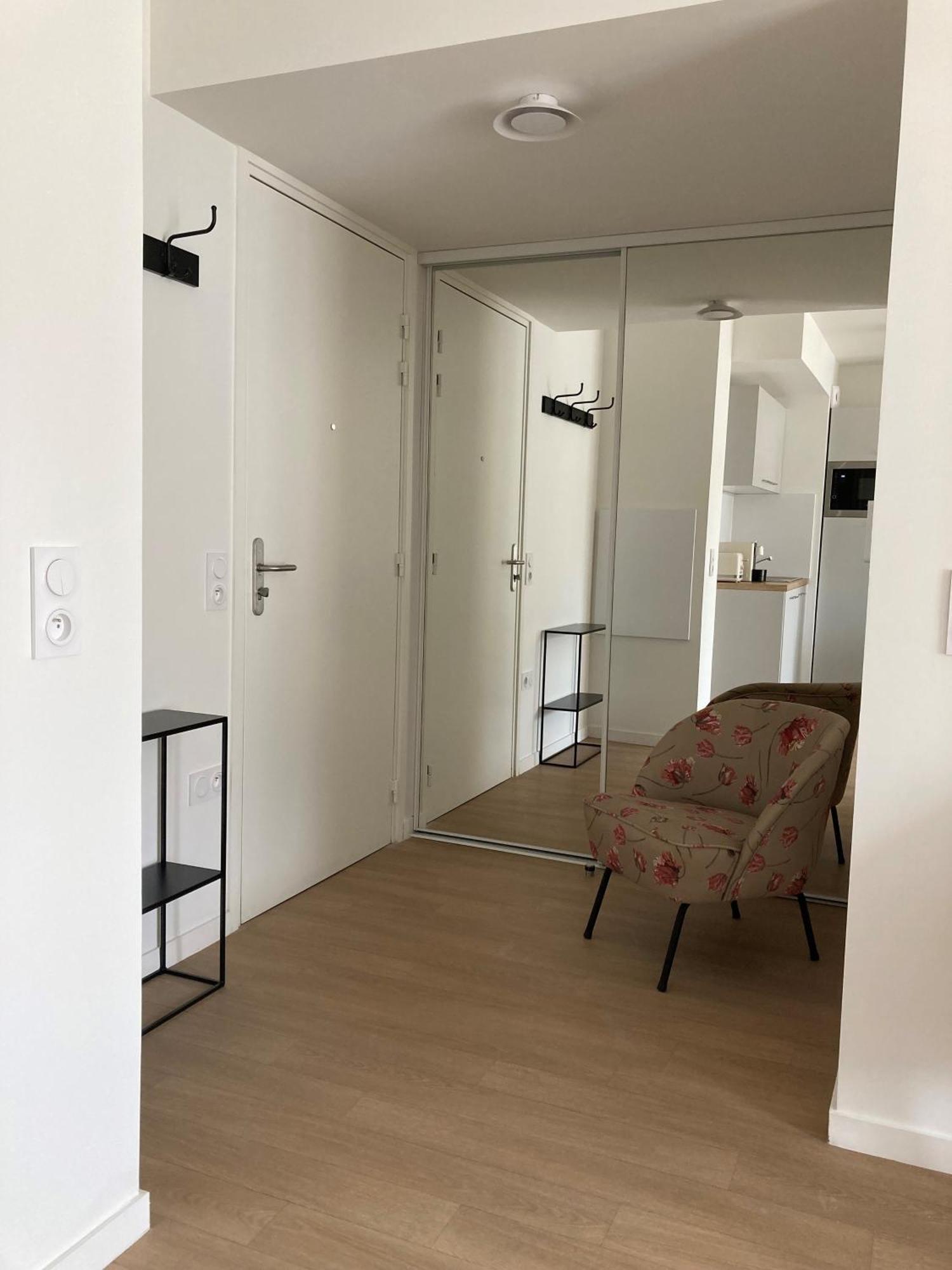 Cazam Paris Saint Ouen Aparthotel ภายนอก รูปภาพ